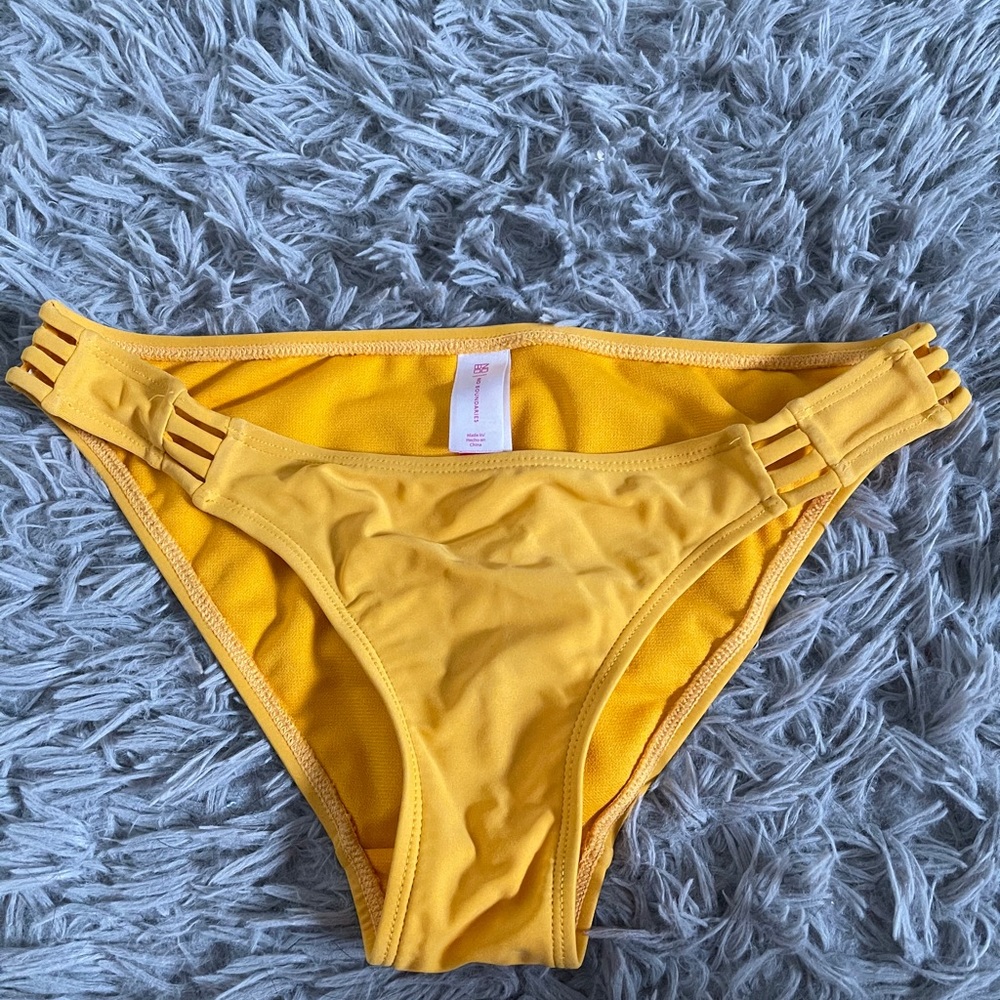 Target swim bottoms